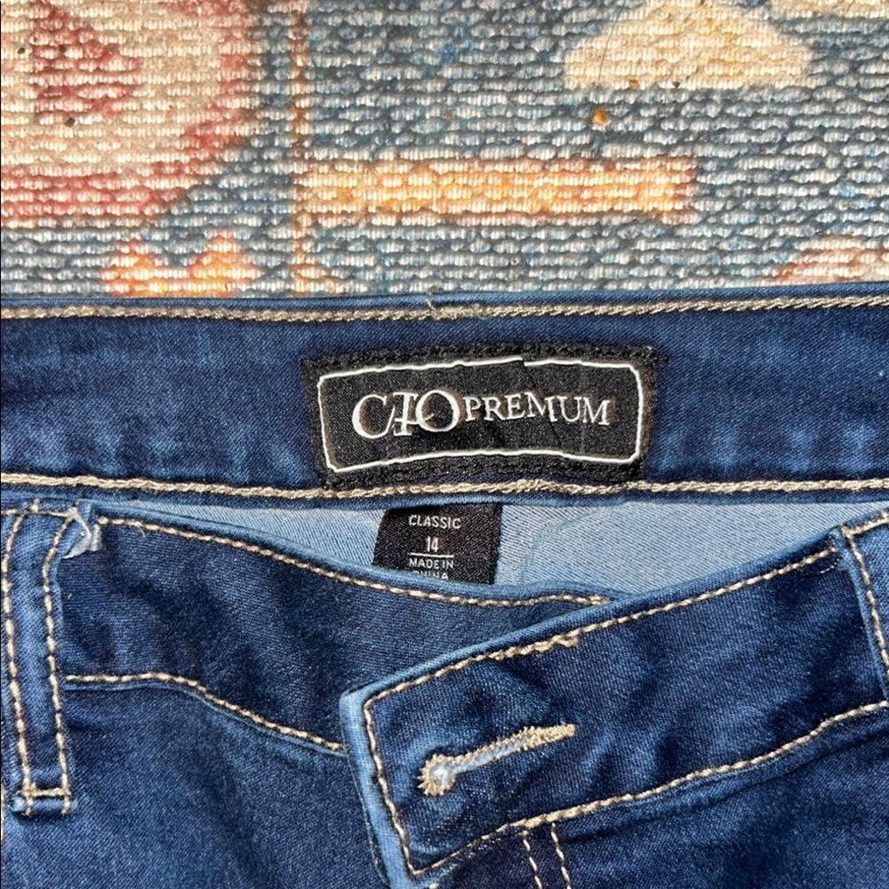 Cato Blue Jean Shorts Relaxed Fit - Picture 2 of 2